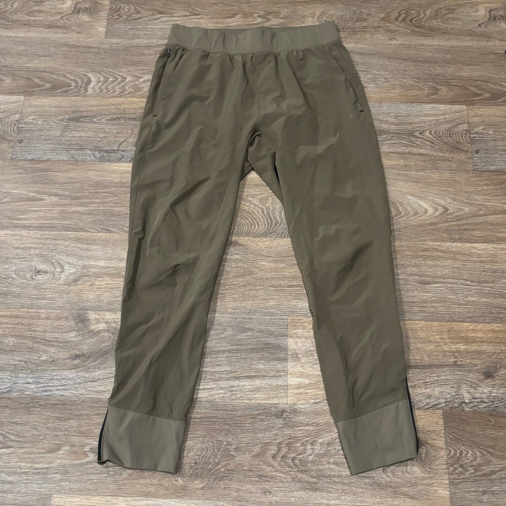 YPB MotionTek Olive Green Jogger Pants Men’s Medium Zip Hem Activewear